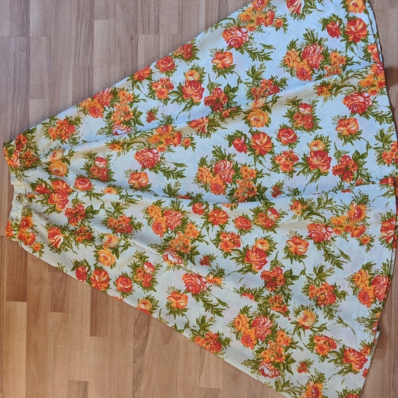 Vintage 1970's handmade orange floral matching skirt, shirt and belt - Picture 8 of 10